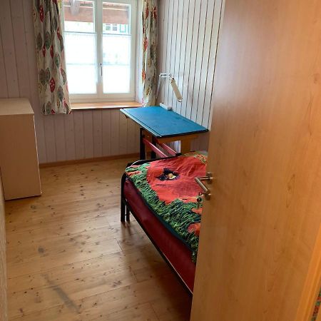 Stadtrand Winterthur Apartamento Wiesendangen Exterior foto